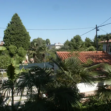 Guest house And With Parking Space Lovran, Opatija - 2321 Lovran