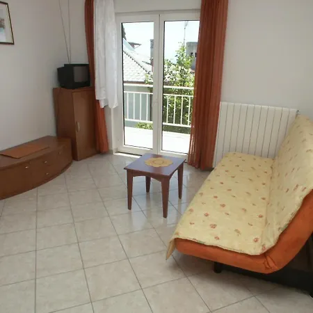 Guest house And With Parking Space Lovran, Opatija - 2321