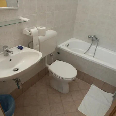 And With Parking Space Lovran, Opatija - 2321 Guest house Lovran