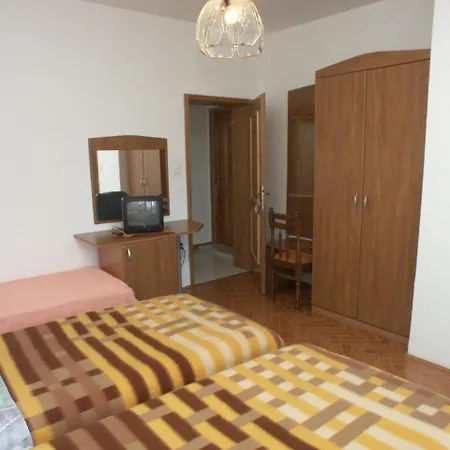 And With Parking Space Lovran, Opatija - 2321 Guest house Lovran